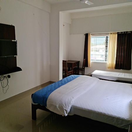 Hotel Blue Rays Bainduru 외부 사진